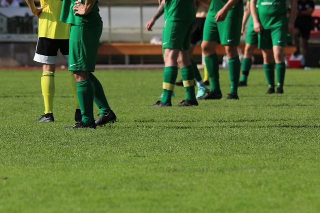 则在另一场 则在另一场